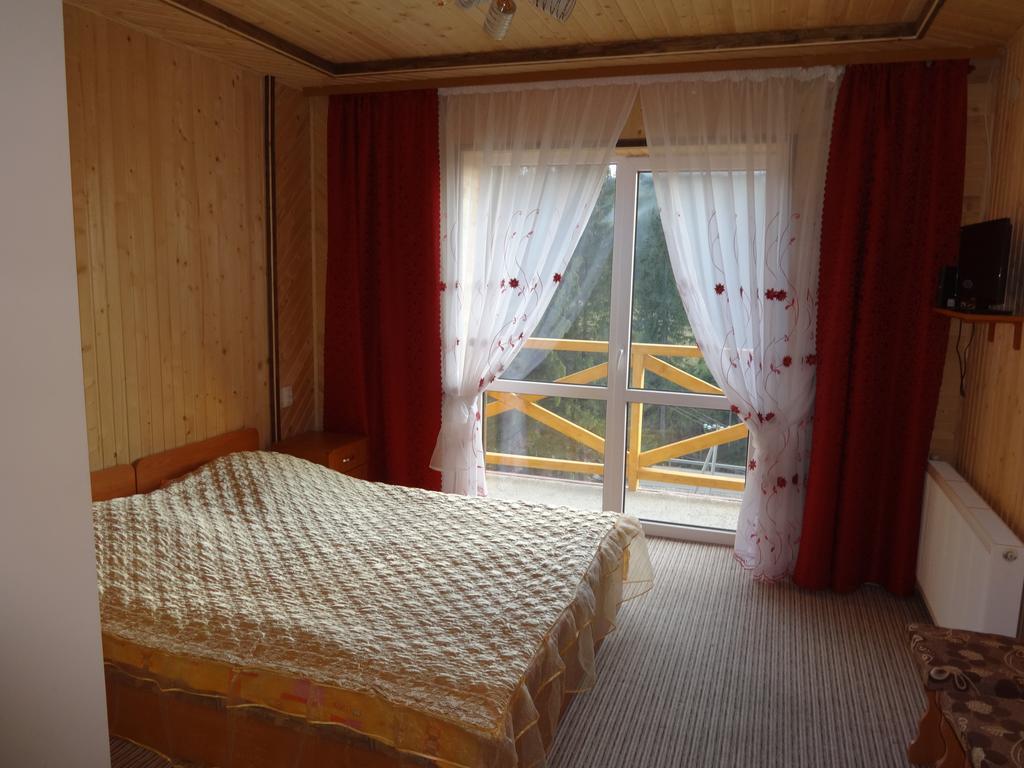 Dream House Hotel Yablunytsya Luaran gambar